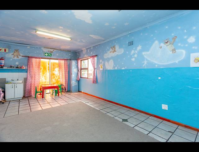 340M² BUSINESS FOR SALE IN NORTHPINE
